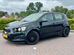 Chevrolet Aveo 1.2 - Airco | 4s. Banden | Cruise | Trekhaak, Auto's, Chevrolet, Voorwielaandrijving, Euro 5, Stof, Aveo