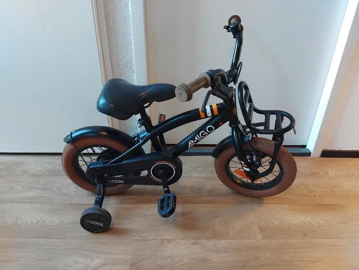 Amigo 12 inch kinderfiets., Fietsen en Brommers, Fietsen | Kinderfietsjes, Gebruikt, Minder dan 16 inch, Ophalen of Verzenden