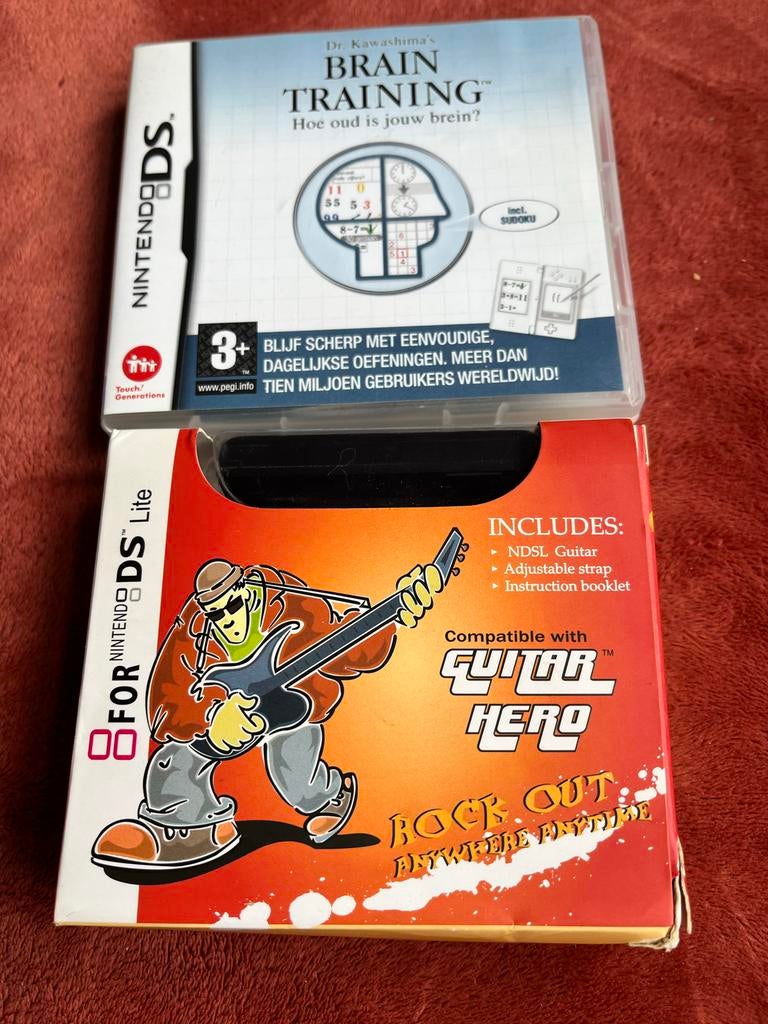 Brain Training & Guitar Hero controller - Nintendo DS, Spelcomputers en Games, Games | Nintendo DS, Gebruikt, Puzzel en Educatief