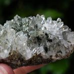 kwarts uit djurkovo #5, Ophalen of Verzenden, Mineraal