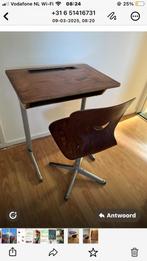 Vintage bureautje met stoel GRATIS, Huis en Inrichting, Ophalen, Gebruikt