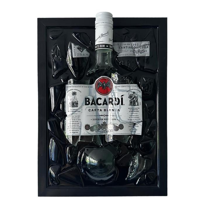 Bacardi 2 broken bottle art, Antiek en Kunst, Kunst | Schilderijen | Modern, Ophalen of Verzenden