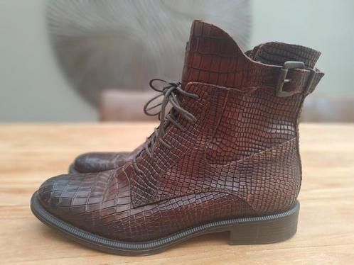 Zgan, stoere enkellaarsjes Lavorazione Artigiana,  39, Kleding | Dames, Schoenen, Zo goed als nieuw, Lage of Enkellaarzen, Bruin