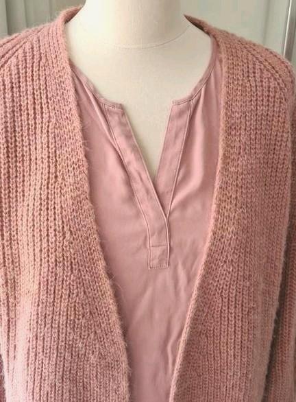 BY BAR BLEEKROZE VEST L, Kleding | Dames, Truien en Vesten, Zo goed als nieuw, Maat 38/40 (M), Roze, Verzenden