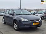Ford Focus €2350,-1.6-16V Ghia Nwe Apk 2026 Airco Nappas, 1596 cc, Stof, 4 cilinders, 116 pk