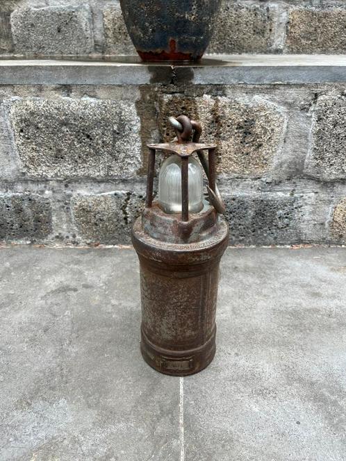 Frieman Wolf 950 serie potlamp met accu (made in Germany), Antiek en Kunst, Antiek | Lampen, Ophalen of Verzenden