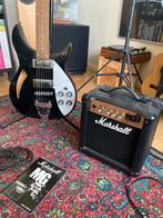 Electrische gitaar + versterker, Muziek en Instrumenten, Ophalen, Zo goed als nieuw, Solid body, Overige merken
