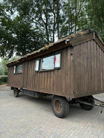 Kroeg op wielen keet feest wagen bar  beschikbaar voor biedingen