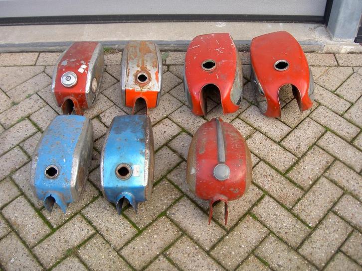 7 div. tanken evt in 1 koop!!!, Fietsen en Brommers, Brommeronderdelen | Zundapp, Gebruikt, Tank, Ophalen