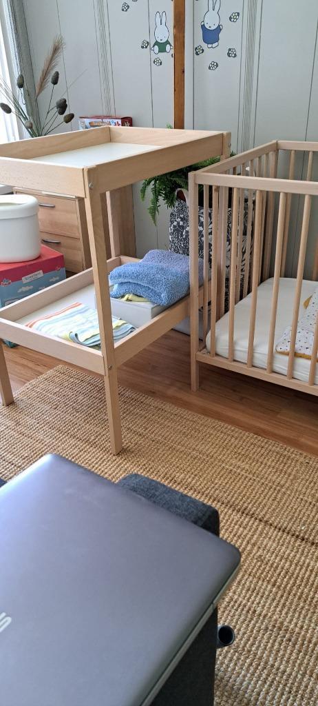 ledikant en aankleedtafel, Kinderen en Baby's, Babywiegjes en Ledikanten, Gebruikt, Ledikant, Ophalen