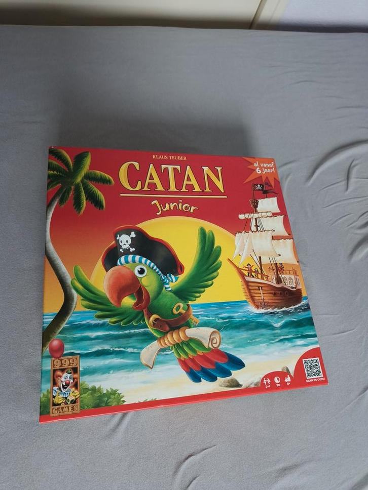 Catan junior, 6+, Hobby en Vrije tijd, Gezelschapsspellen | Kaartspellen, Zo goed als nieuw, Ophalen of Verzenden