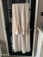 Vitrages taupe/goud 2 stuks, Overige kleuren, 200 cm of meer, Ophalen of Verzenden, Zo goed als nieuw