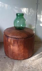 Mooie vintage jaren 70 leren poef met opbergruimte, Huis en Inrichting, Banken | Voetenbanken en Poefen, Minder dan 50 cm, Rond