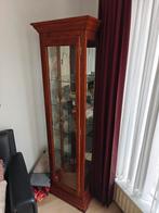 Mooie hoge vitrine kast met licht., Huis en Inrichting, Kasten | Vitrinekasten, Ophalen, Met deur(en), Glas, 50 tot 100 cm