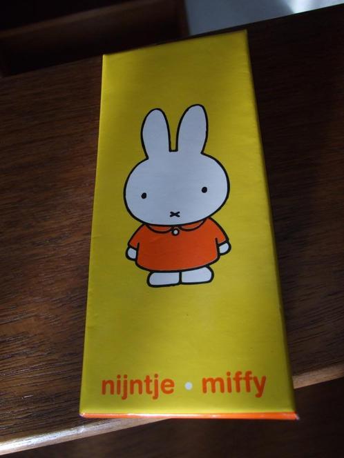 Nijntje Miffy zilverstad edelstaal dwarslepel, Kinderen en Baby's, Kraamcadeaus en Geboorteborden, Nieuw, Ophalen of Verzenden