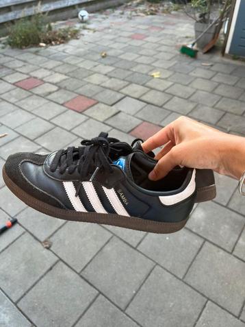 Adidas Samba unisex maat 39 – bijna nieuw! beschikbaar voor biedingen