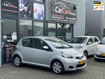 Toyota Aygo 1.0-12V Comfort Navigator|APK09-2025|AIRCO|NAVIG beschikbaar voor biedingen
