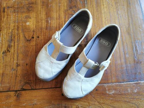 Lichtgroene leren Instappers. Merk: Zoo. Maat: 38½., Kleding | Dames, Schoenen, Zo goed als nieuw, Instappers, Groen, Ophalen of Verzenden