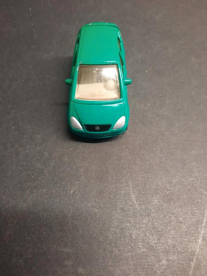 Groene Speelgoedauto - Leuke Miniatuur Auto, Hobby en Vrije tijd, Modelauto's | Overige schalen, Gebruikt, Auto, Ophalen of Verzenden