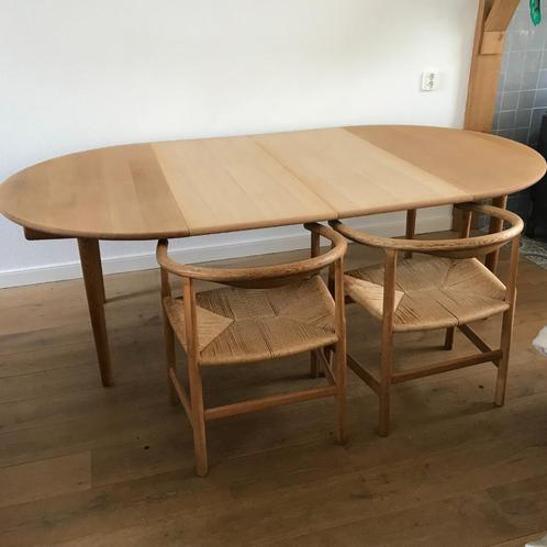 IZGS PP mobler Hans Wegner tafel PP-70  4 stoelen PP-201, Huis en Inrichting, Stoelen, Zo goed als nieuw, Vijf, Zes of meer stoelen