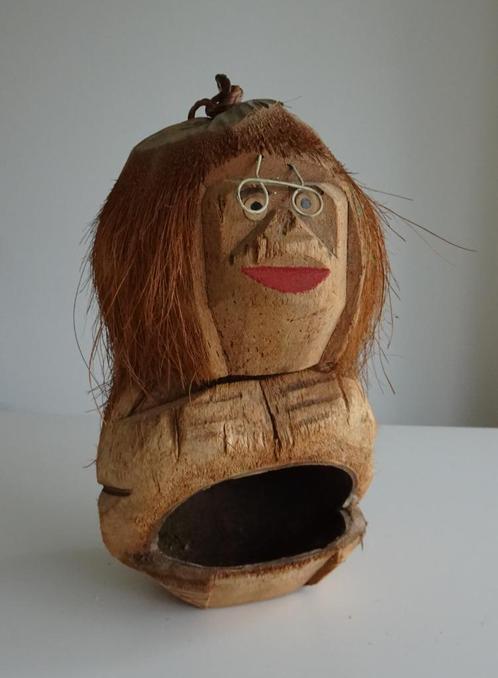 Vintage Kokosnoot Beeld van een Aap, Antiek en Kunst, Kunst | Beelden en Houtsnijwerken, Ophalen