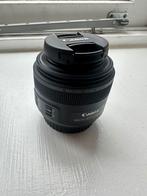 Canon EF-S 35mm f/2.8 Macro IS STM, Ophalen of Verzenden, Zo goed als nieuw, Macrolens
