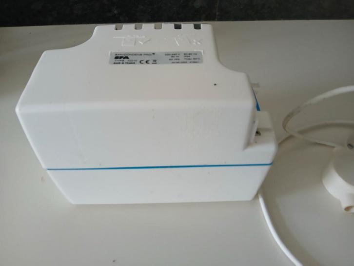 Sanicondens Pro Condensafvoerpomp, Doe-het-zelf en Verbouw, Sanitair, Zo goed als nieuw, Overige typen, Ophalen of Verzenden