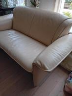 LEDER BANKSTEL 2 en 3 zits. Taupe/Zandkleur, Huis en Inrichting, Ophalen, Zo goed als nieuw, 75 tot 100 cm