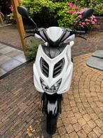 Yamaha Aerox 4T 2016 super zuinig & goed onderhouden, Fietsen en Brommers, Scooters | Yamaha, Ophalen, Aerox, Maximaal 45 km/u