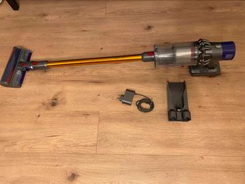 Dyson V10 Cordless Vacuum Cleaner beschikbaar voor biedingen
