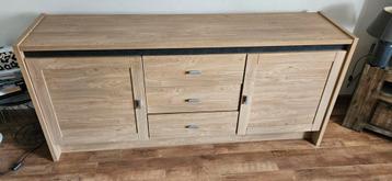 Complete inboedel 2 tafels 6 stoelen tv meubel  dressoir beschikbaar voor biedingen