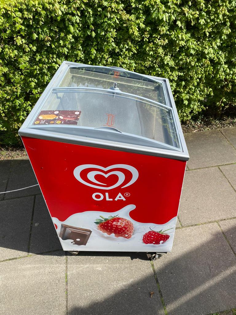 Ola vriezer - Ideaal voor ijsverkoop of opslag, 90 cm of meer, Vrieskist, Gebruikt, Minder dan 85 cm