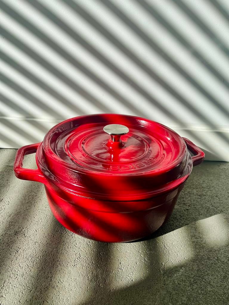 Sola Gietijzeren Braadpan - Rood - Ø 28 cm, Ophalen, Zo goed als nieuw, Gietijzer, Koekenpan of Braadpan