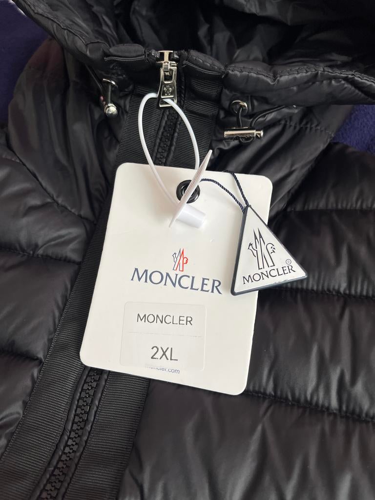 Moncler Cardigan 2XL (valt als L) - Nieuw, ongedragen, Ophalen of Verzenden, Nieuw, Maat 56/58 (XL), Zwart