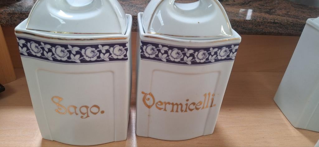 Vintage voorraadpotten, Ophalen