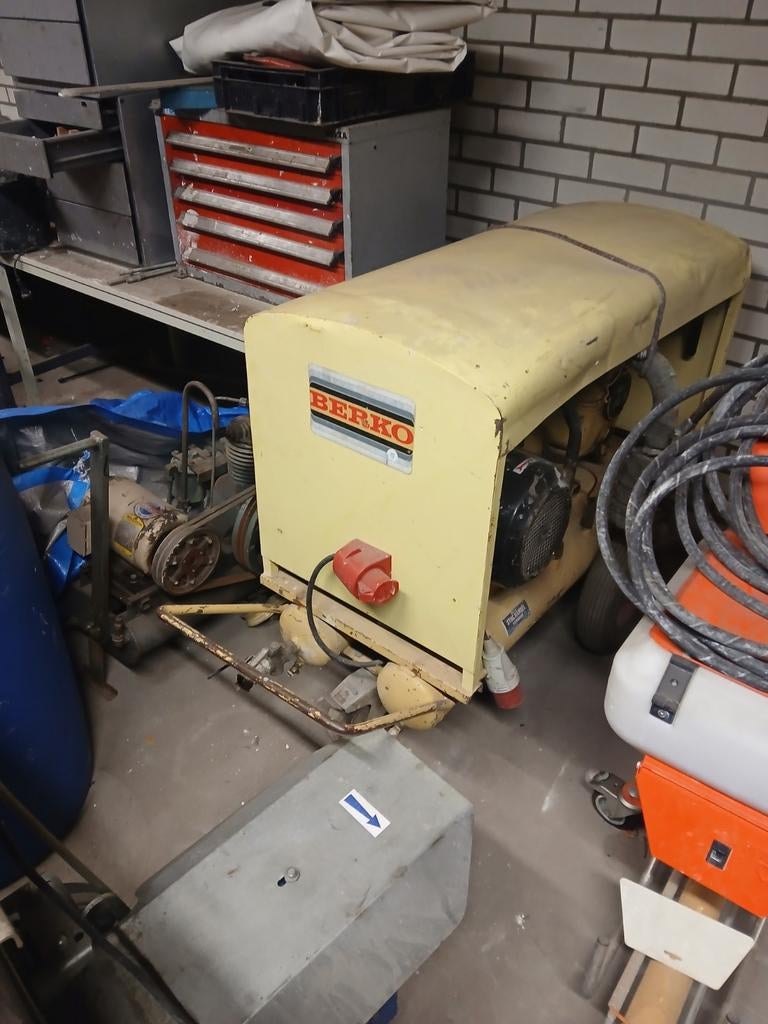 2 compressors 380 v, Ophalen