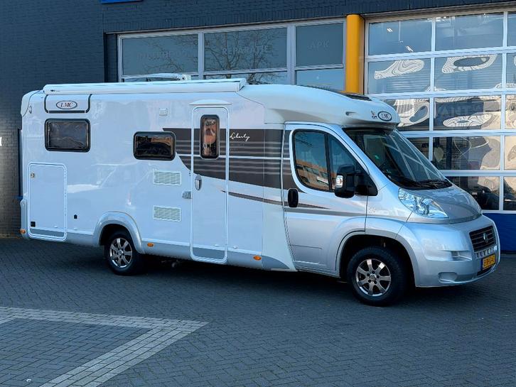 LMC Breezer 2 V 646G - Auto level - Fietsdrager - LPG, Caravans en Kamperen, Campers, Bedrijf, tot en met 4, Integraal, LMC, Fiat