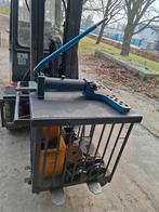 Pijpen buiger buig apparaat machine tafel buizen hydraulisch, Ophalen of Verzenden