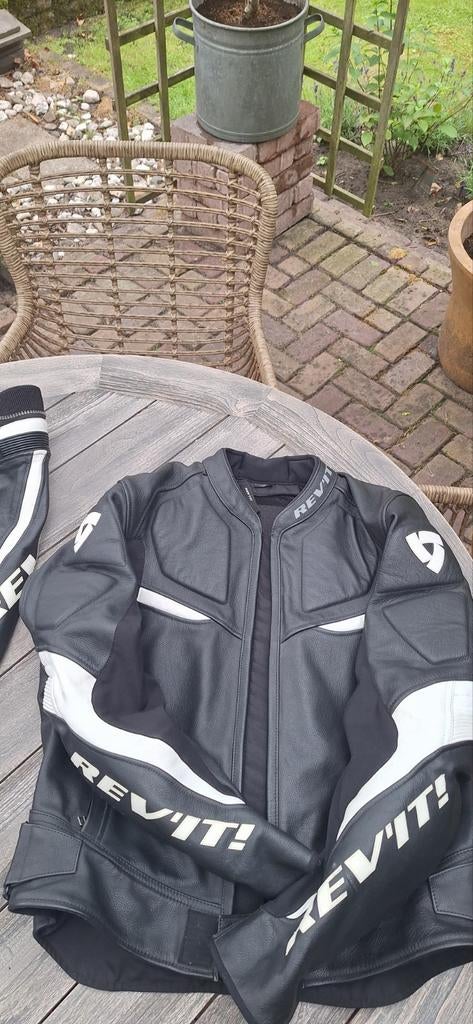 Revit leren combipak in zeer goede staat - Maat 52, Motoren, Ophalen of Verzenden