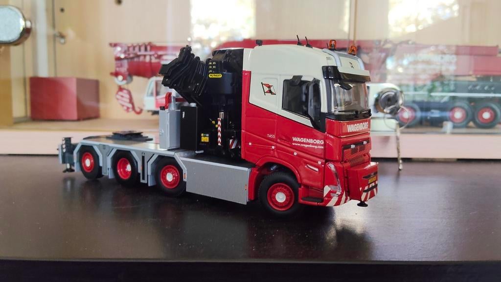 Wagenborg Volvo palfinger wsi, Hobby en Vrije tijd, Modelauto's | 1:50, Ophalen of Verzenden, Zo goed als nieuw, Bus of Vrachtwagen