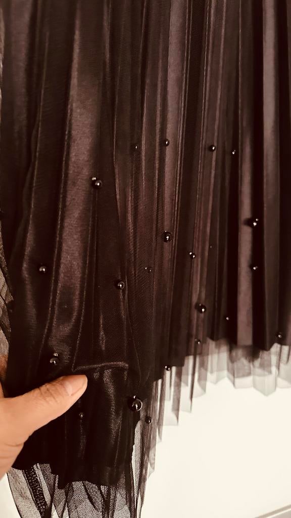 Nieuwe Zwarte Tule Rok met Parel details, Kleding | Dames, Rokken, Ophalen of Verzenden, Nieuw, Zwart, Onder de knie