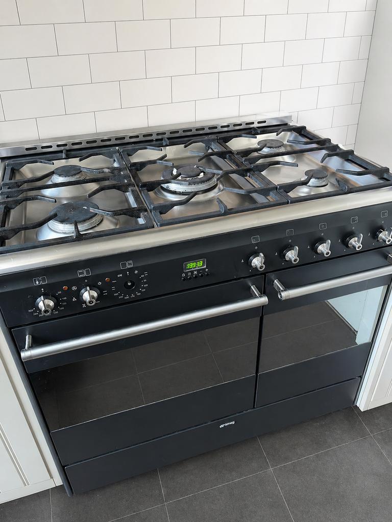 Smeg Fornuis met Gas Kookplaat en Dubbele Oven, Ophalen, Gebruikt, 60 cm of meer, Gas