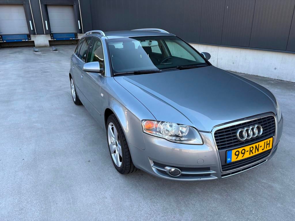 Audi A4 Avant 2.0 Pro Line, Auto's, Voorwielaandrijving, Gebruikt, 4 cilinders, 1984 cc