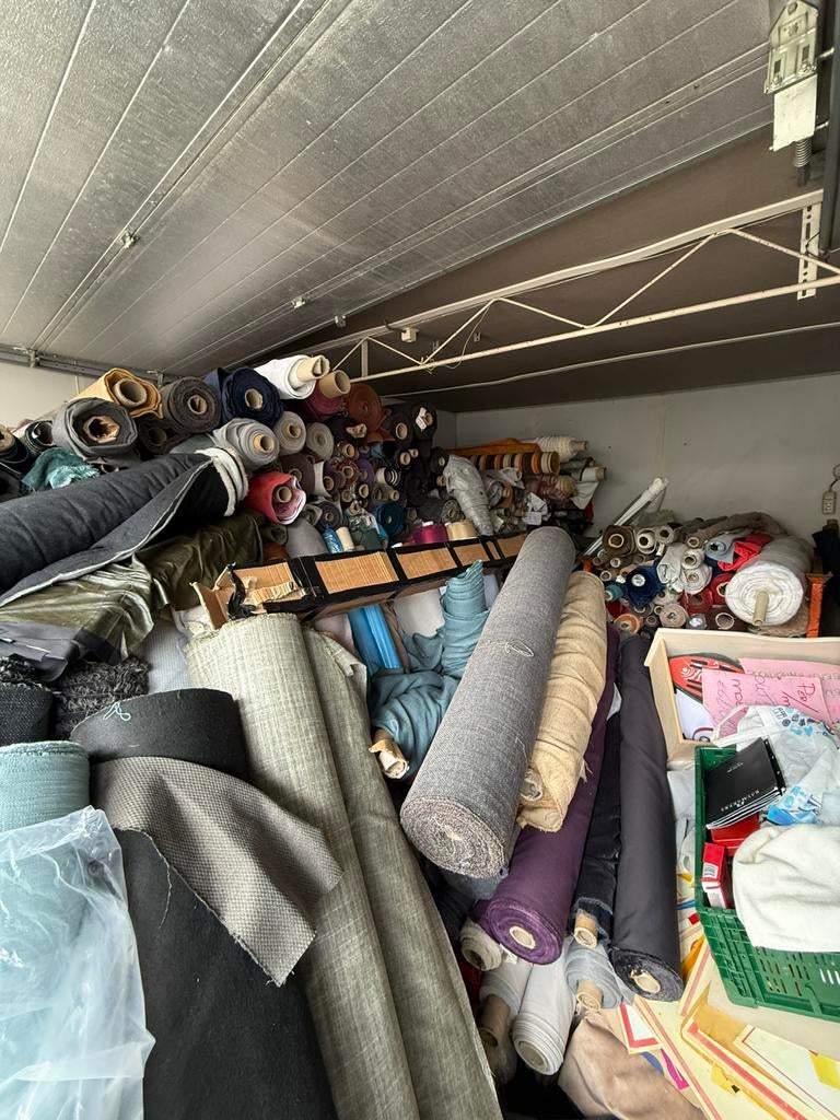 Gordijnstoffen en meubelstoffen partijen, Ophalen, Zo goed als nieuw