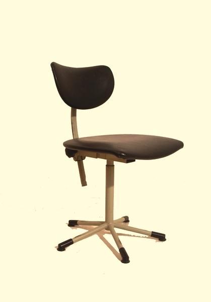Industriële bureaustoel jaren 60 design firma de Wit, Huis en Inrichting, Bureaustoelen, Gebruikt, Zwart, Ophalen