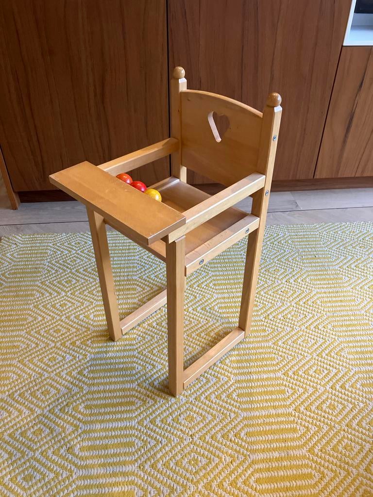 Houten poppenstoel - 60cm hoog, 37cm zithoogte, Kinderen en Baby's, Speelgoed | Poppen, Ophalen, Gebruikt, Babypop
