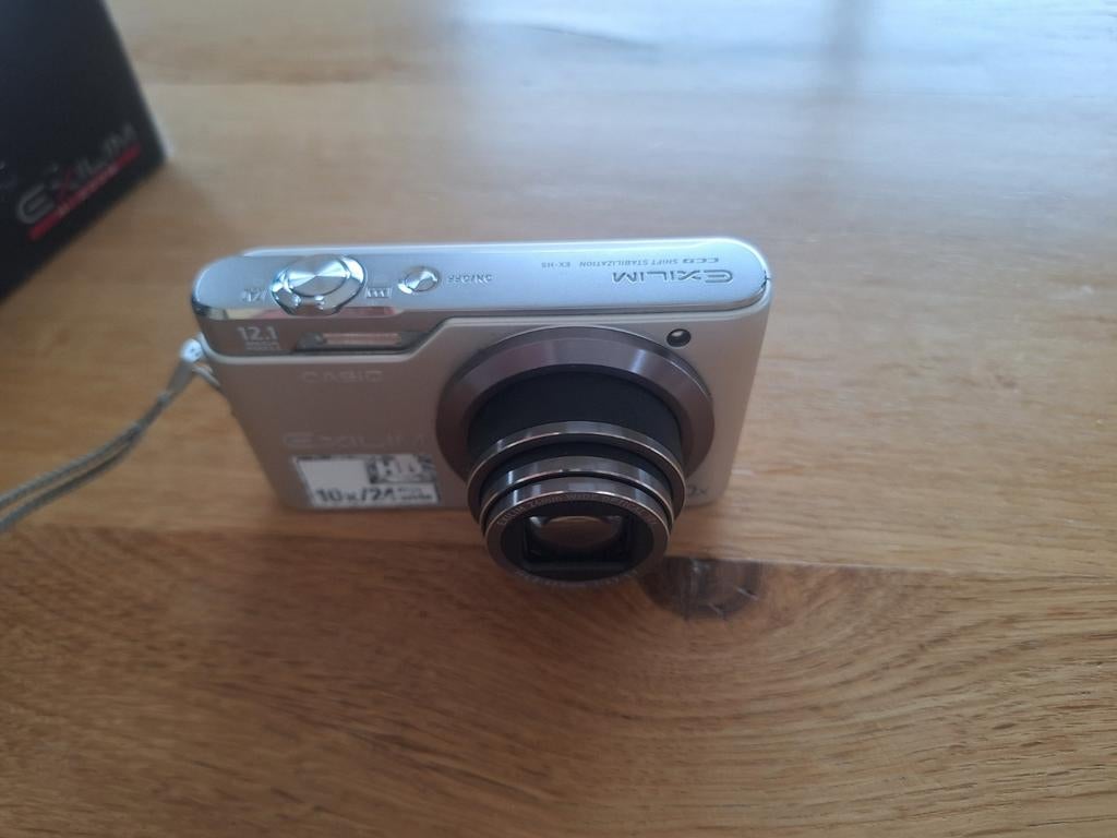 Casio Exilim EX-H5 Digitale Camera 12.1 MP Zilver, Gebruikt, Compact, Ophalen of Verzenden, Overige Merken