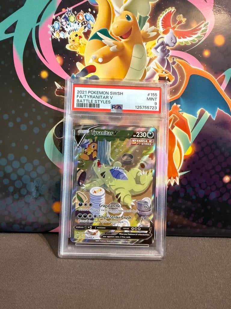 Tyranitar V 155 PSA 9, Hobby en Vrije tijd, Verzamelkaartspellen | Pokémon, Ophalen of Verzenden, Zo goed als nieuw