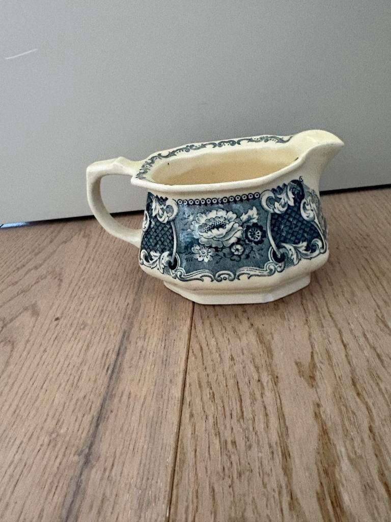 Victoria Groen Societe Ceramique Roomkannetje, Ophalen of Verzenden