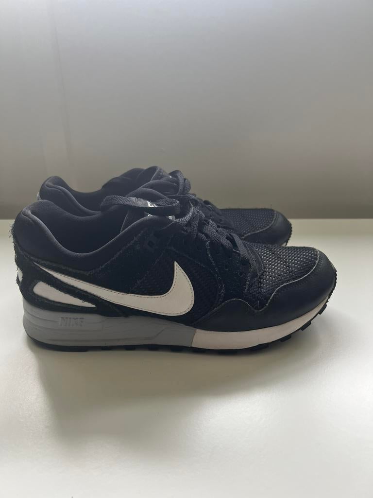 Nike air pegasus 89, Kleding | Dames, Schoenen, Ophalen of Verzenden, Zo goed als nieuw, Zwart, Sneakers of Gympen